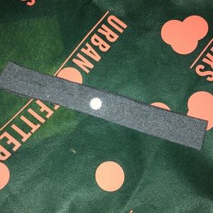 Super Cute Lulu Lemon Headband!